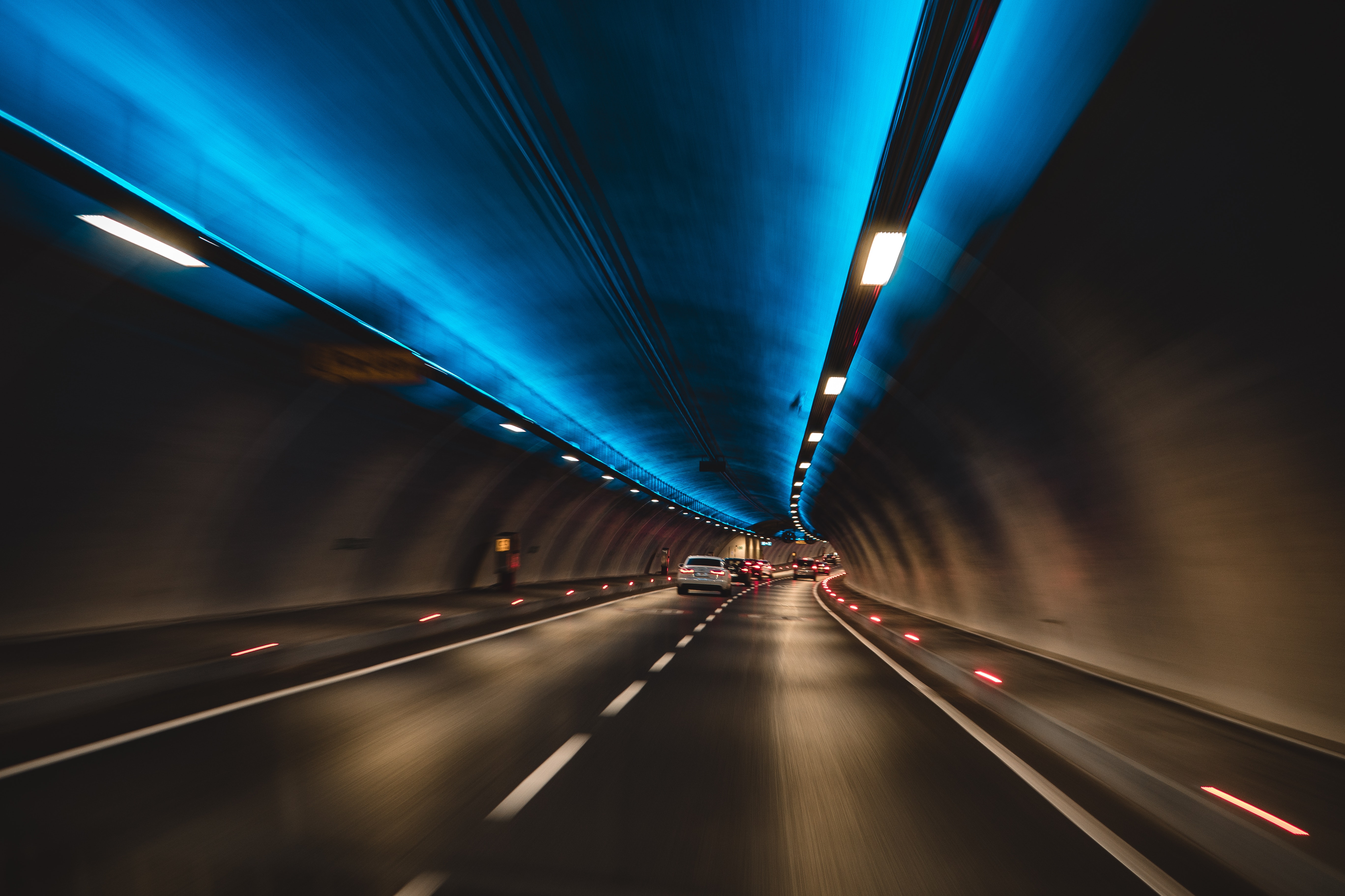 Temperaturüberwachung in Tunneln, U-Bahnen und Parkplätzen